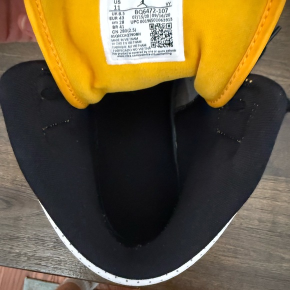 Nike Air Jordan High-Tops in Yellow, White, and Black 1 Mid Perforated Women’s - Picture 9 of 9